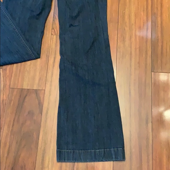 White House Black Market  Flare leg Size 4 short - Picture 7 of 7